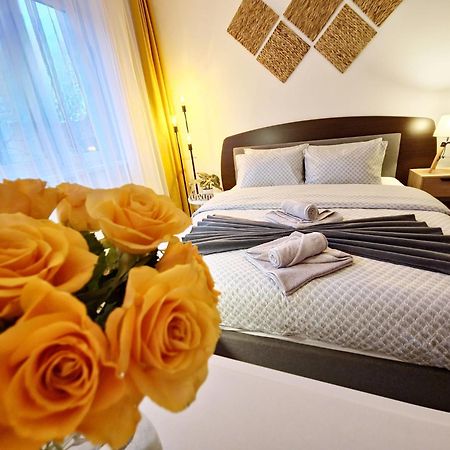 Tusmorez Central Apartment Targu-Mures Bagian luar foto