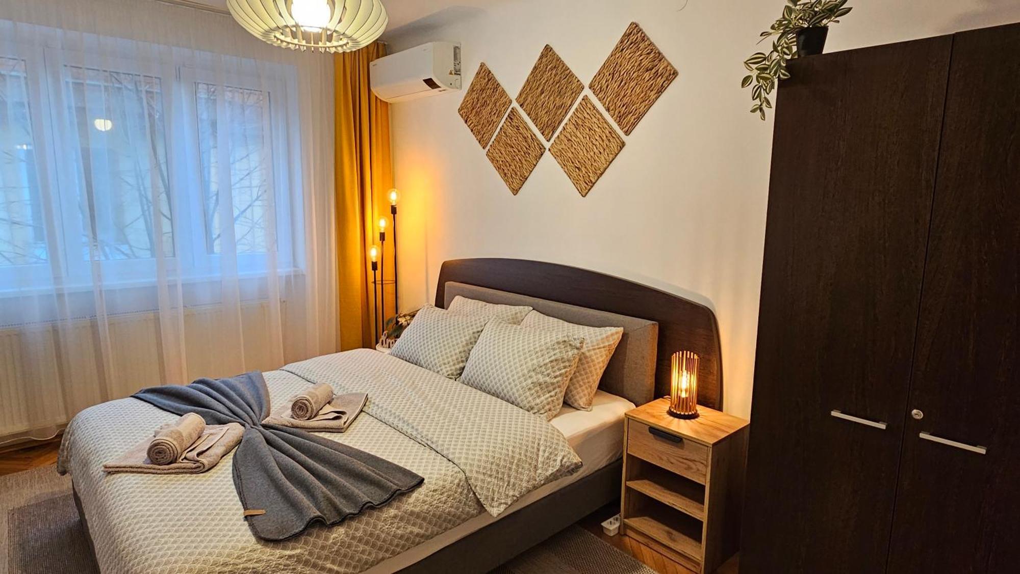 Tusmorez Central Apartment Targu-Mures Bagian luar foto